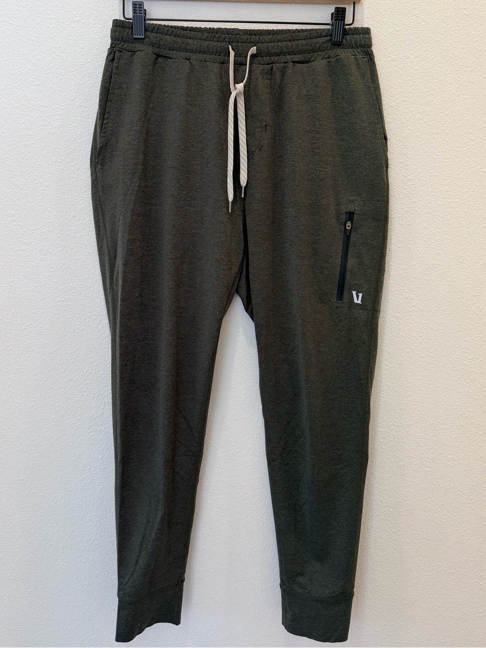 Vuori Men’s Sunday Performance Jogger Pants M Heather Green V416
